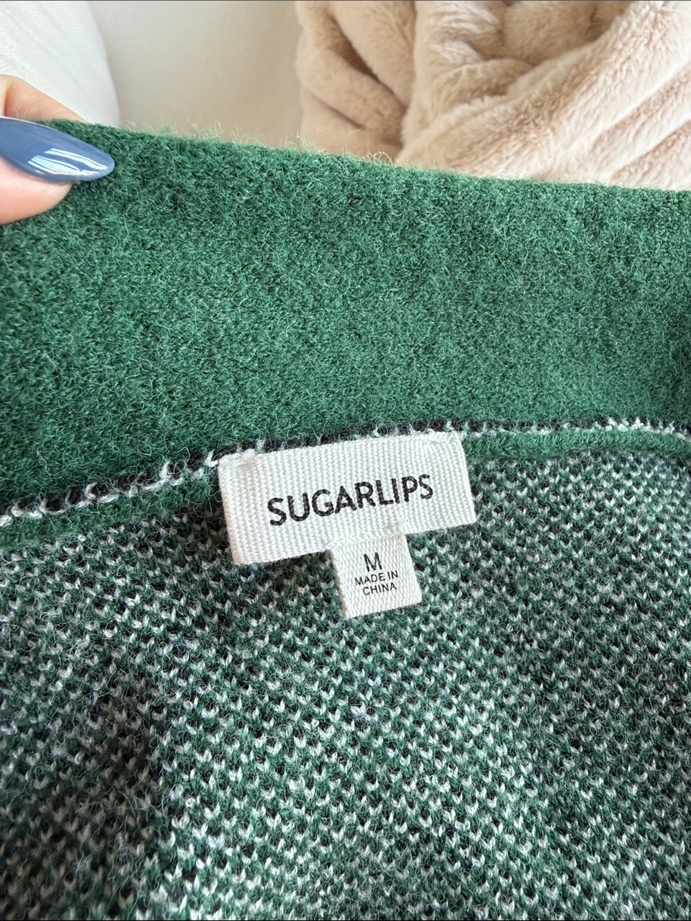 Sugarlips Forest Green Fringe Wrap Cardigan with White Pattern - Picture 6 of 7